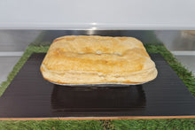 Load image into Gallery viewer, Large Steak Pie